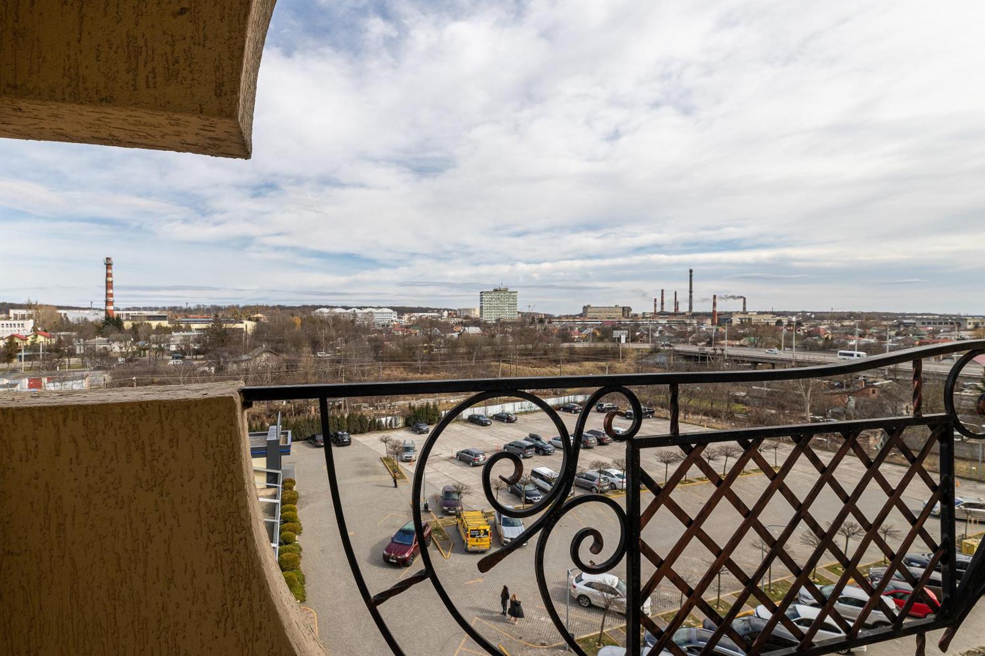 Sonata Hotel & Restaurant "Готель Соната" Lviv Room photo